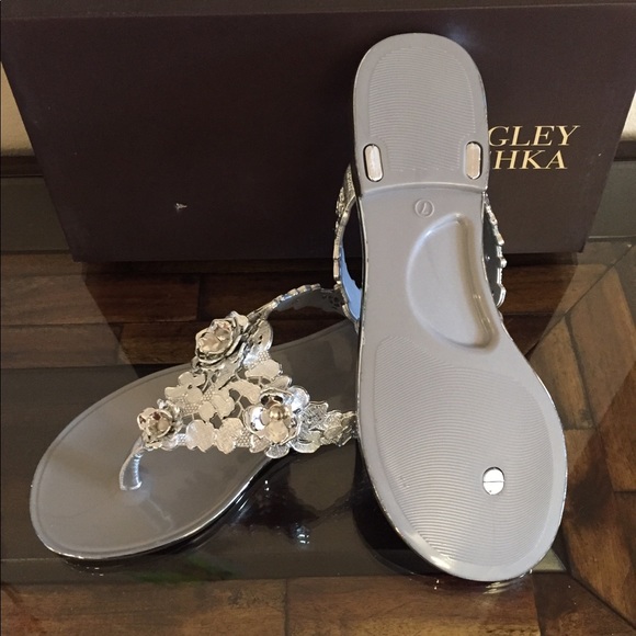 badgley mischka bali jelly flip flop